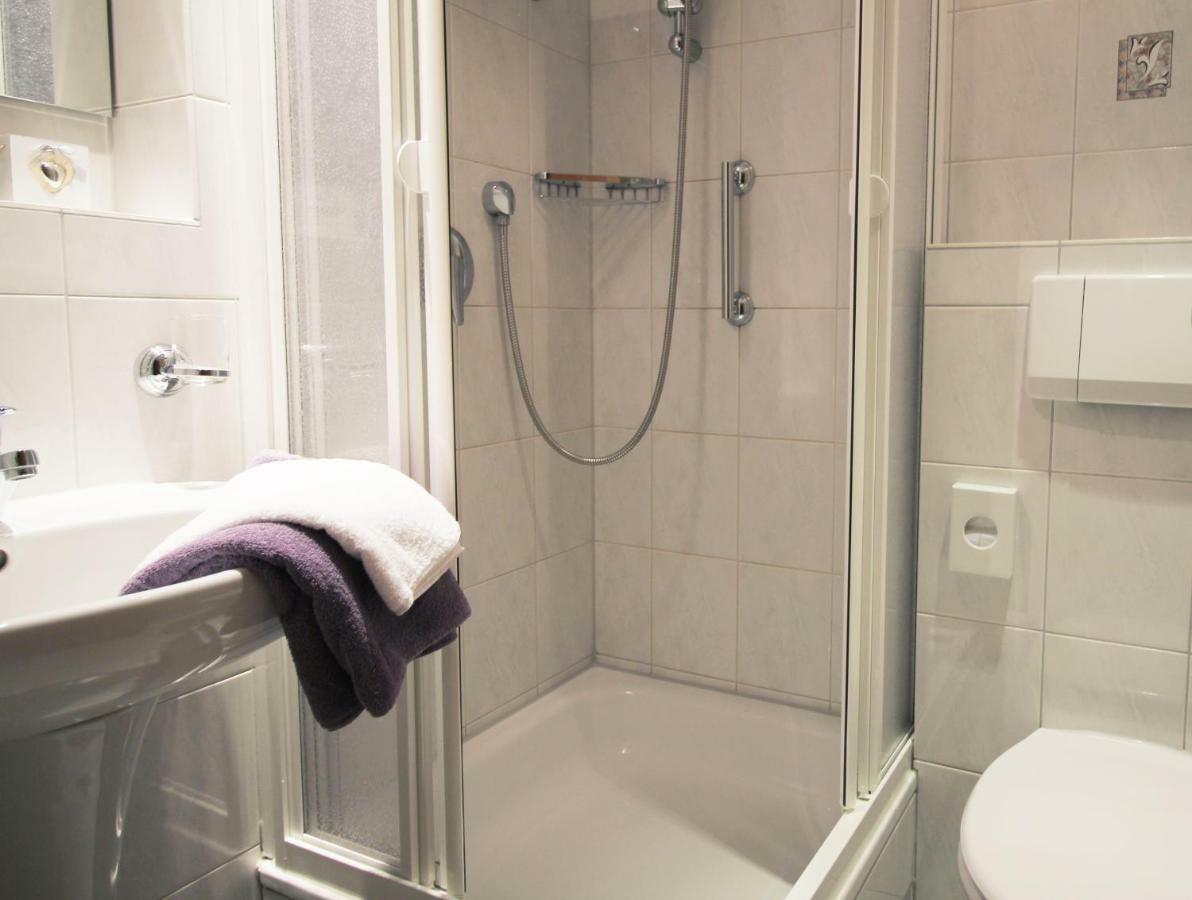 Gaestehaus Gaymann Oberstdorf Pokoj fotografie